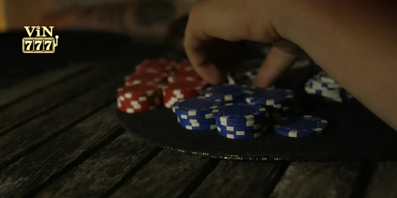 ty-le-an-tien-casino-vin777 Người chơi đang phân tích lịch sử cầu cược để đưa ra quyết định xuống tiền chính xác